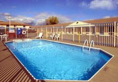 Howard Johnson By Wyndham Hotel Springfield